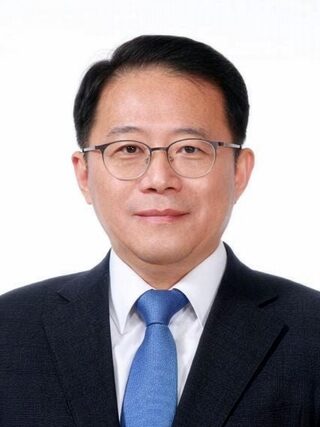 전남광주통합특별시는 초대 산업경제부시장으로 강명수 전 한국표준협회장을 임명했다