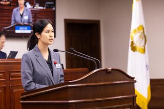 제300회 임시회(김희강의원 촉구안 건의 장면)